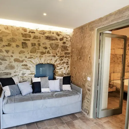 Rocha Rocca Cilento