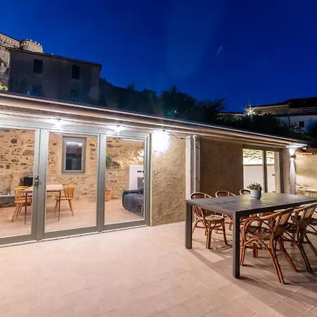 Rocha Apartment